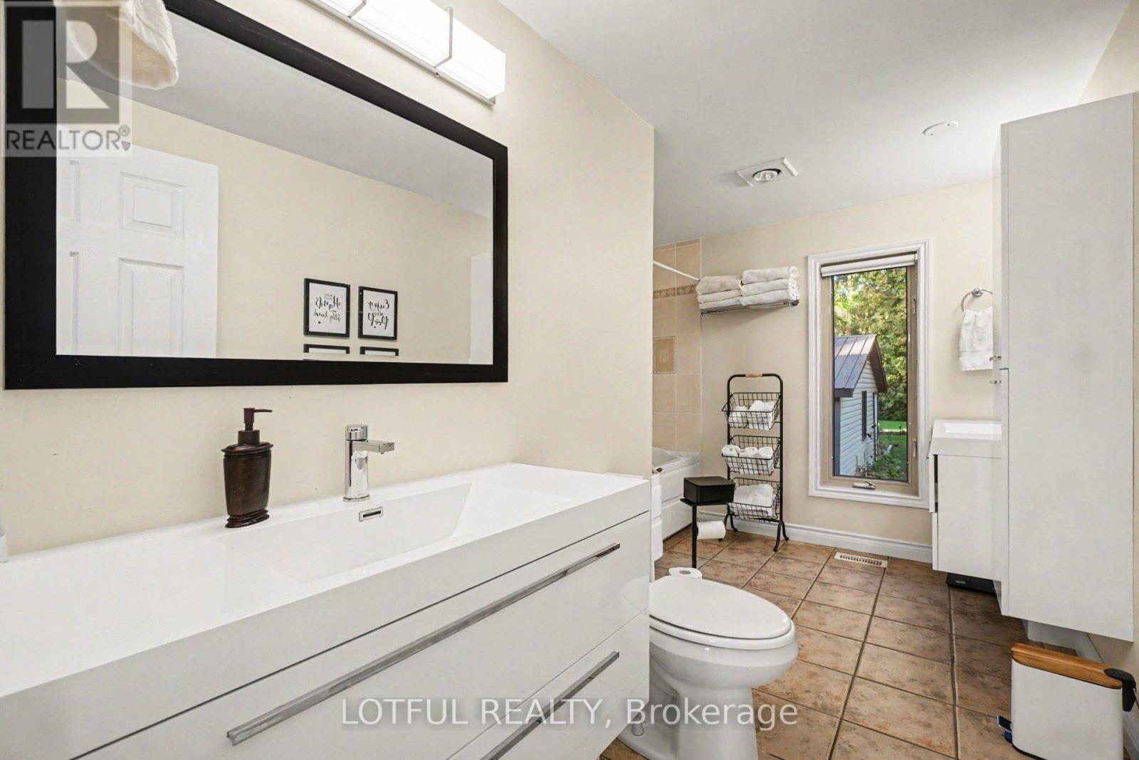 2420 PINE AVENUE - 24