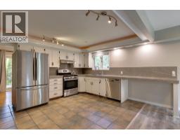 5920 Riverdale Crescent, Prince George, BC V2K4Y7 Photo 12