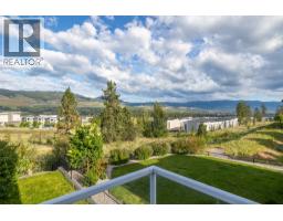 3pc Bathroom - 695 Concordia Street, Kelowna, BC V1V0A9 Photo 21