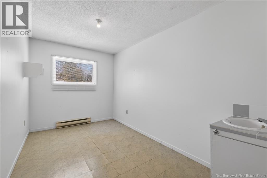 15 Benjamin Portage North - 33