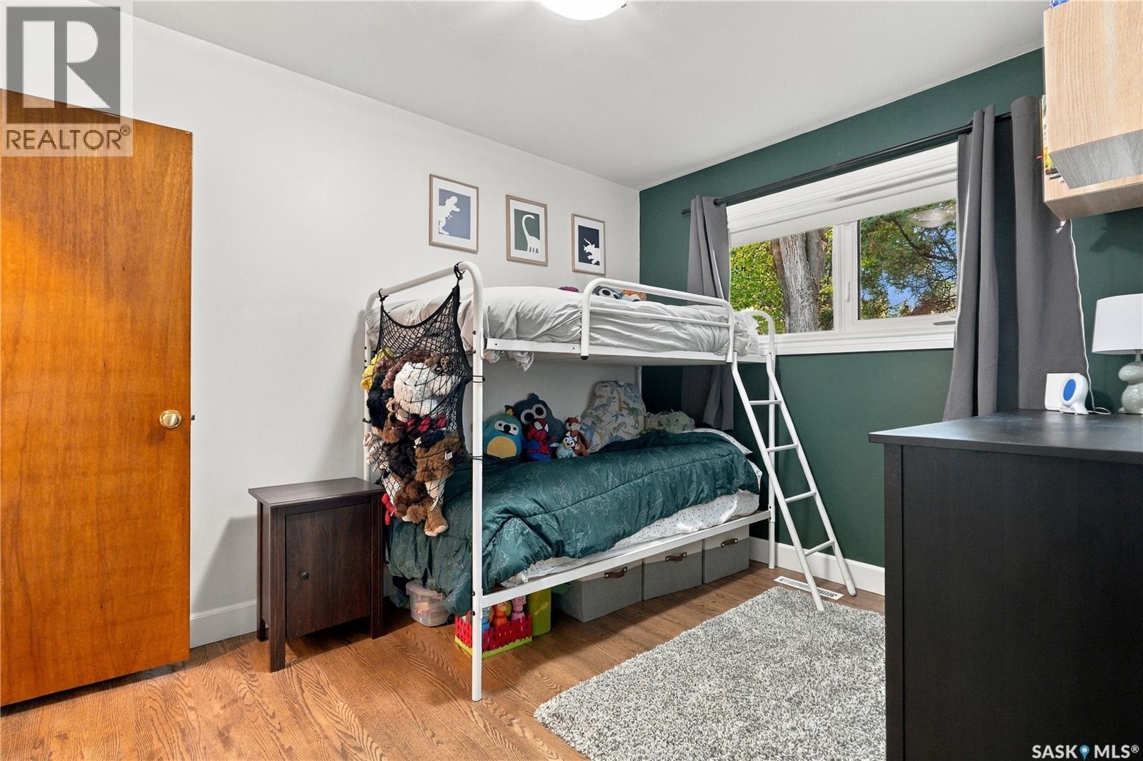 20 Pinder CRESCENT - 36