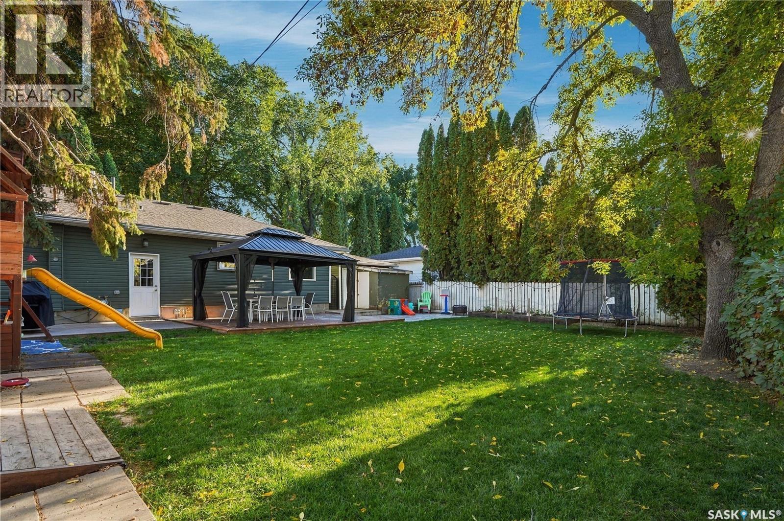 20 Pinder CRESCENT - 47