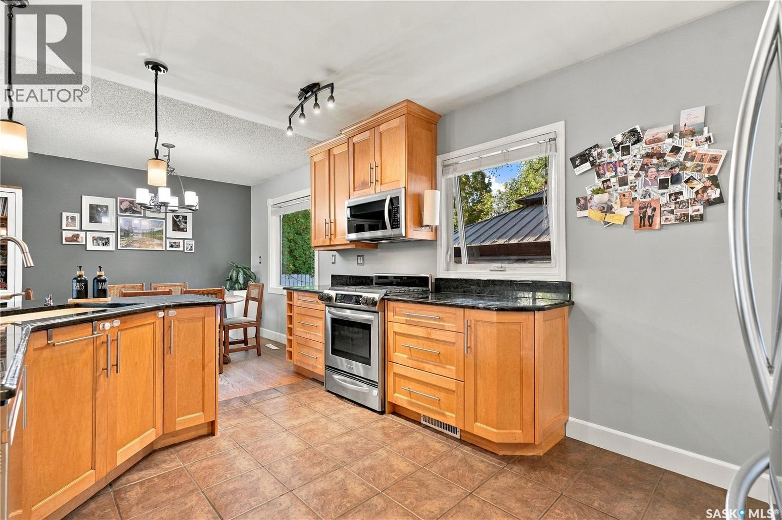 20 Pinder CRESCENT - 20