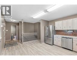 Primary Bedroom - 3305 55 Avenue, Lloydminster, AB T9V1K6 Photo 6