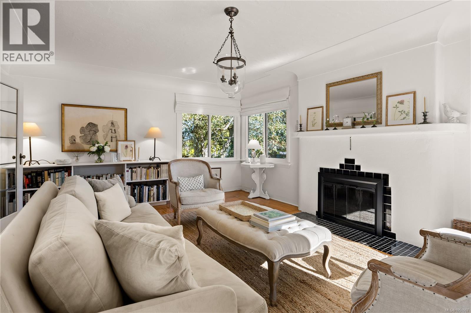741 Cowper St - Image 5