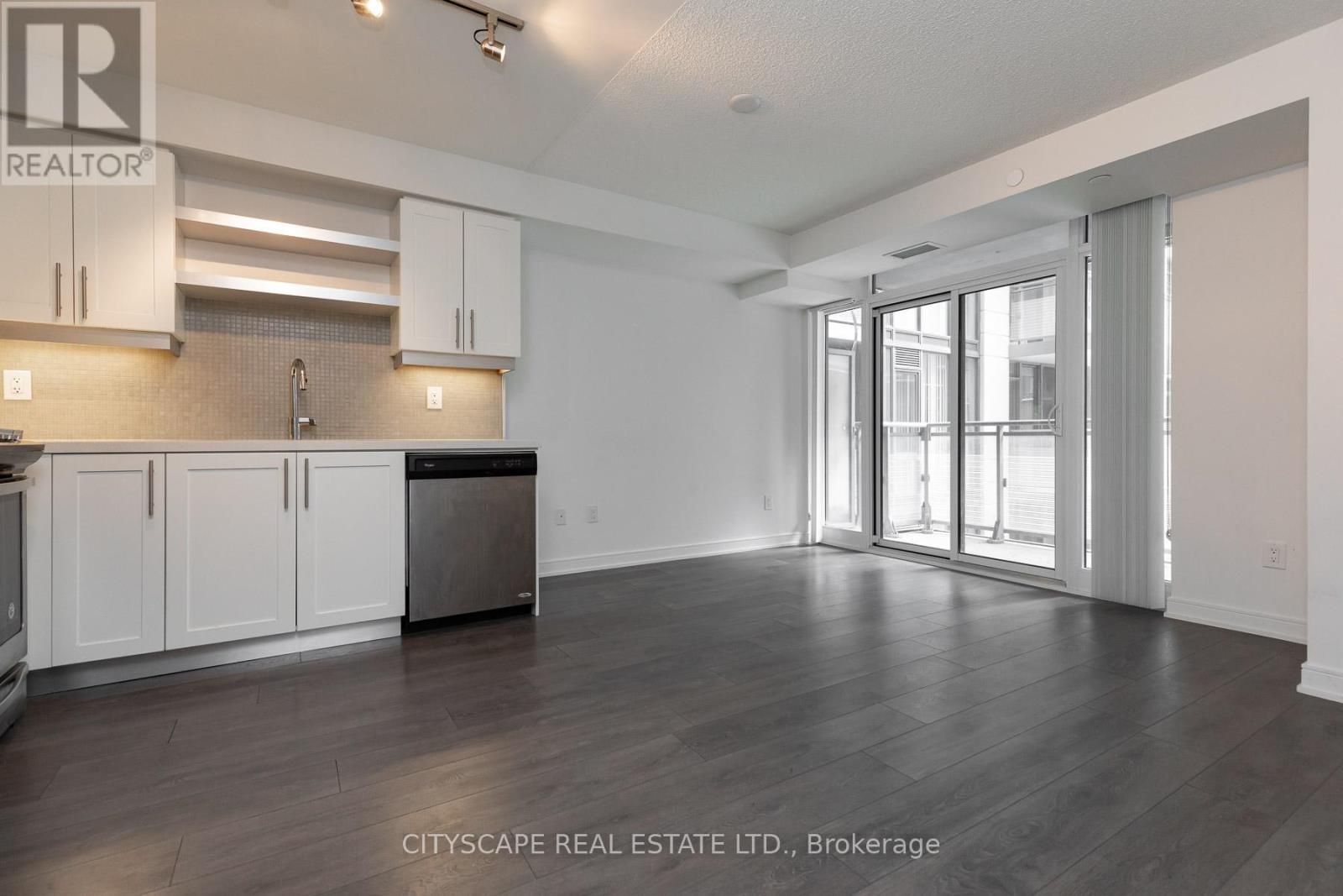 Photo of 525 Adelaide Street