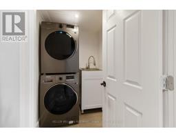 310 Senlac Road, Toronto, ON M2R1R1 Photo 24