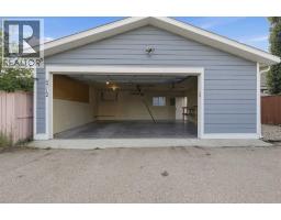 Bedroom - 4712 60 Street Ne, Calgary, AB T1Y5E8 Photo 16