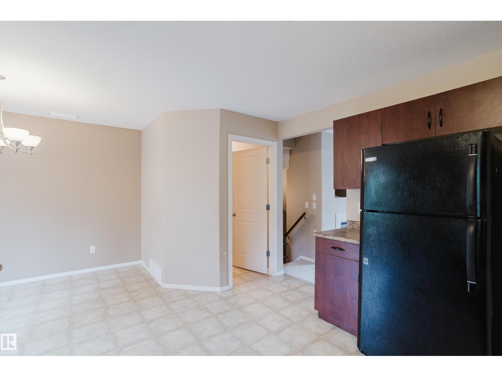 #35 12930 140 AV NW - 11