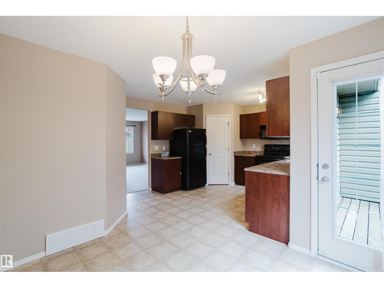 #35 12930 140 AV NW - 14