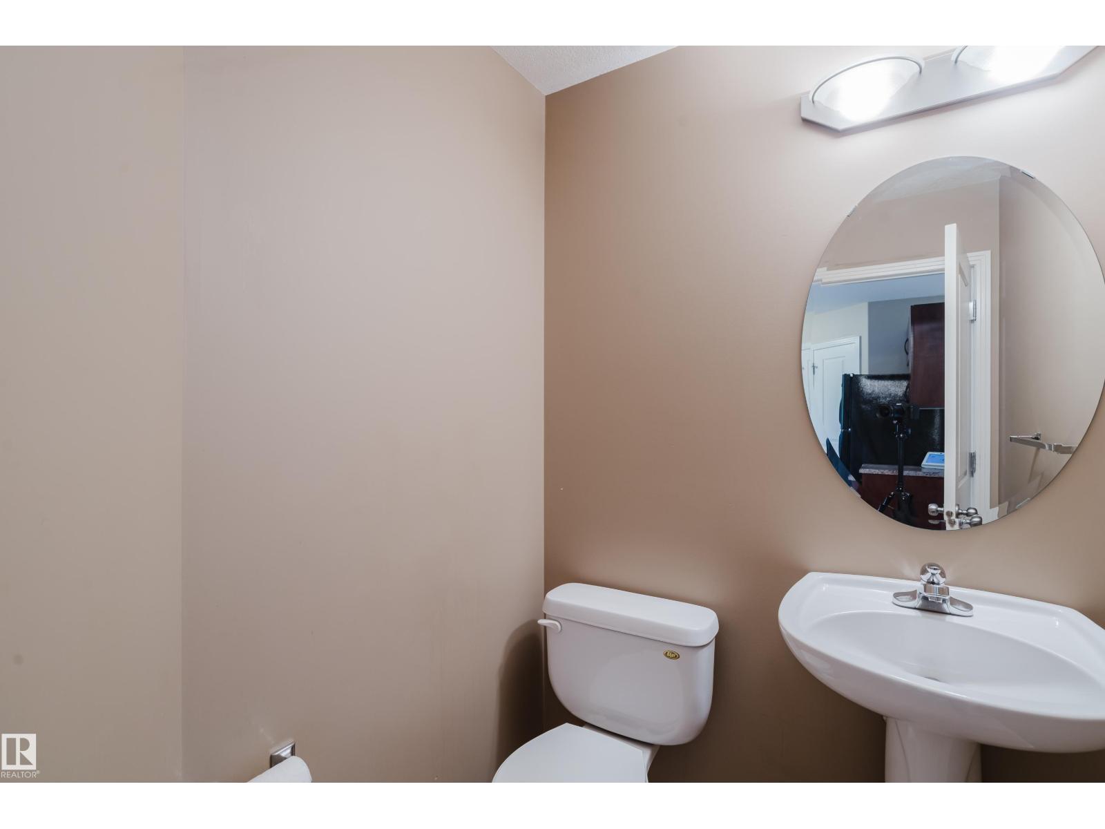 #35 12930 140 AV NW - Image 21