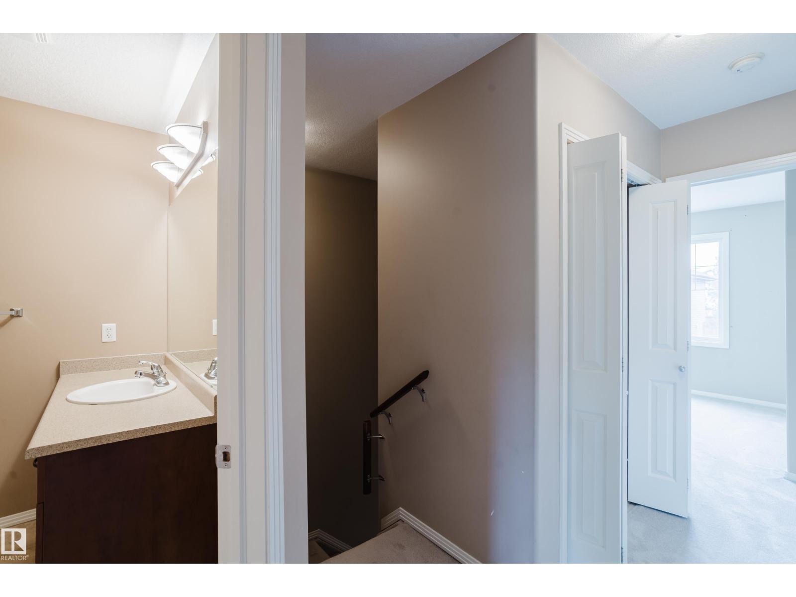 #35 12930 140 AV NW - 23