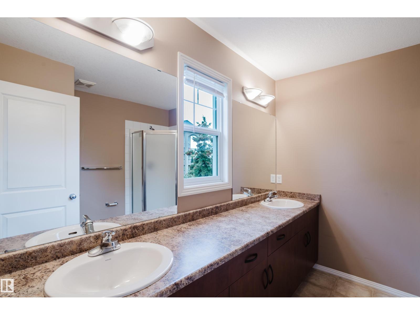 #35 12930 140 AV NW - Image 28