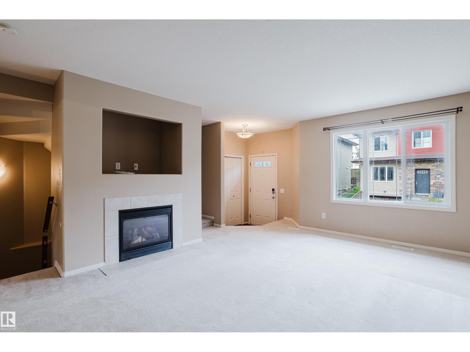 #35 12930 140 AV NW - Image 3