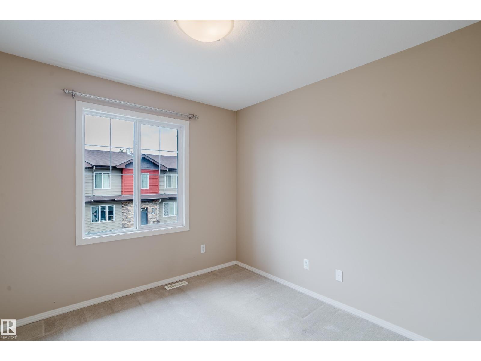 #35 12930 140 AV NW - Image 32