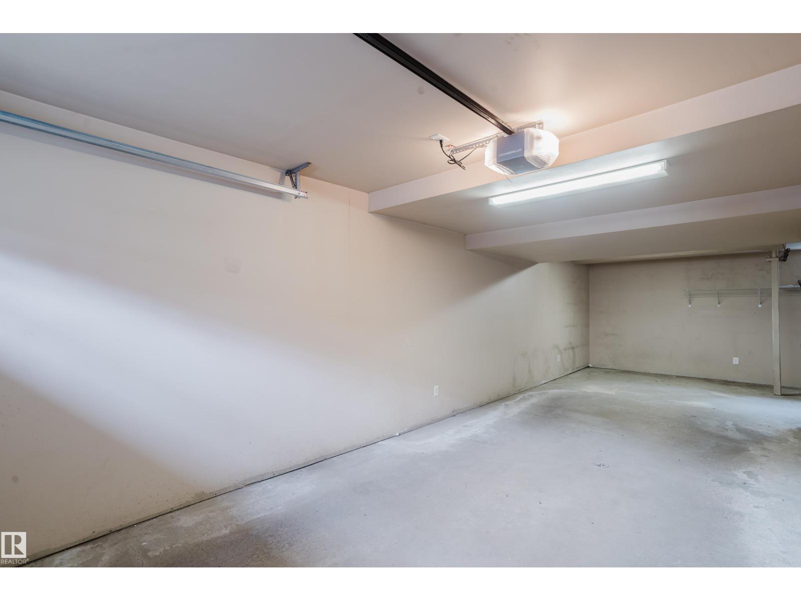 #35 12930 140 AV NW - 44