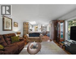 2930 Brown Road Unit# 23, Salmon Arm, BC V1E4M1 Photo 12