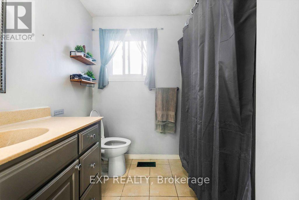 167 SINCLAIR AVENUE - Image 18