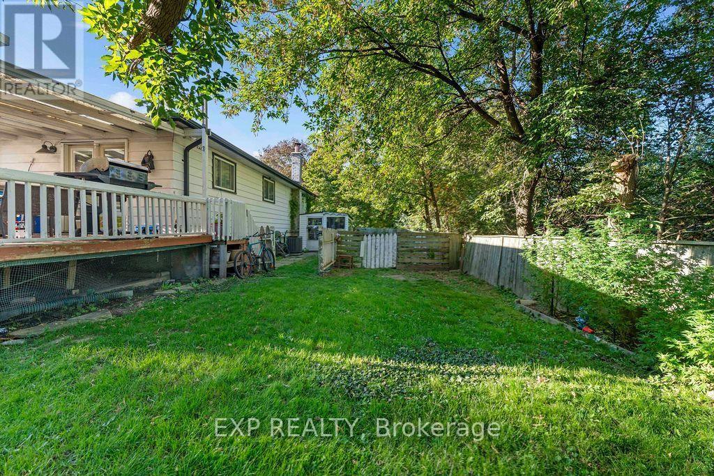 167 SINCLAIR AVENUE - Image 23
