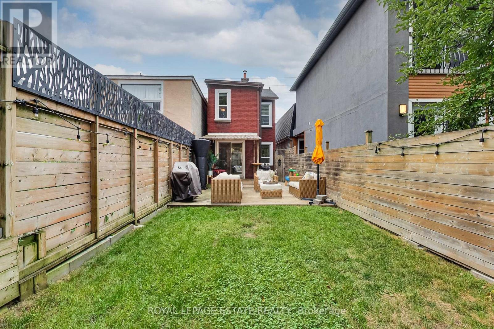 1265 WOODBINE AVENUE - 24