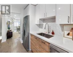 1265 Woodbine Avenue, Toronto, ON M4C4E5 Photo 12