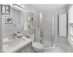 1265 Woodbine Avenue, Toronto, ON M4C4E5 Photo 16