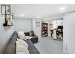 1265 Woodbine Avenue, Toronto, ON M4C4E5 Photo 17