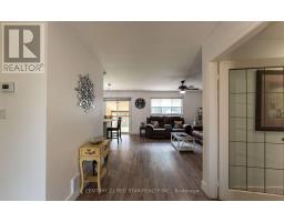 Living room - 54 Moore Avenue E, Adjala Tosorontio, ON L0M1J0 Photo 6