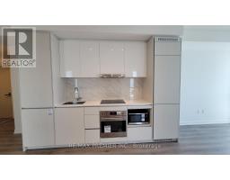 1012 - 28 Interchange Way, Vaughan, ON L4K0P8 Photo 8