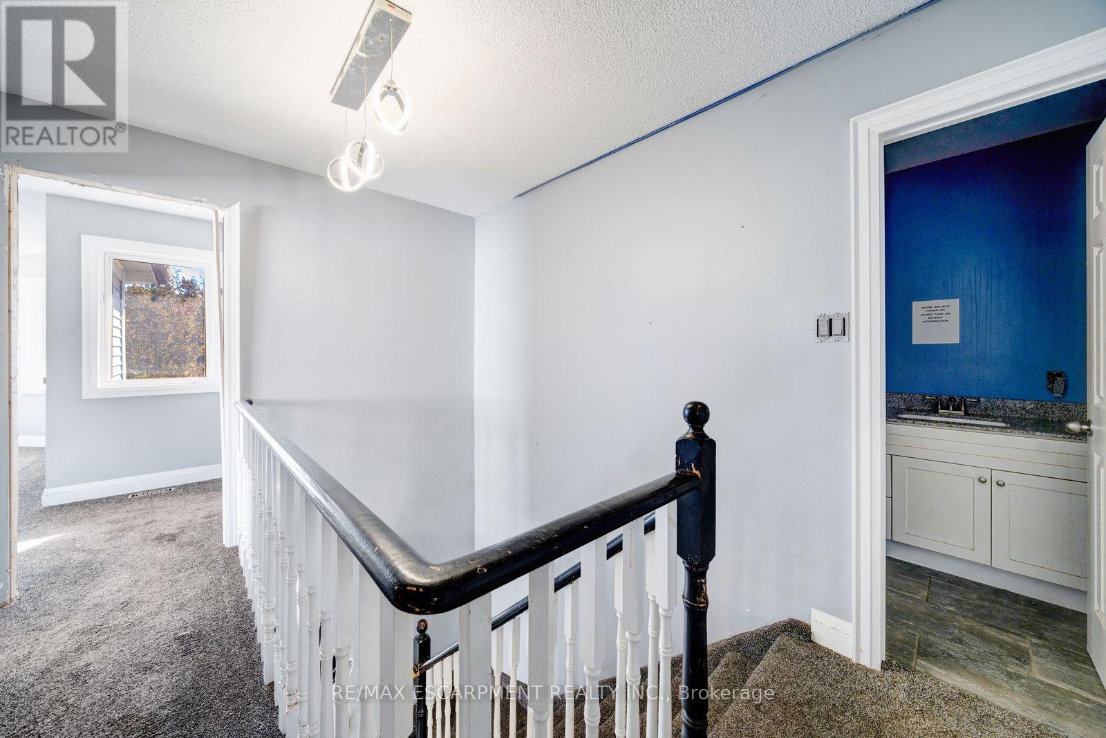 1944 APPLEWOOD AVENUE - 23