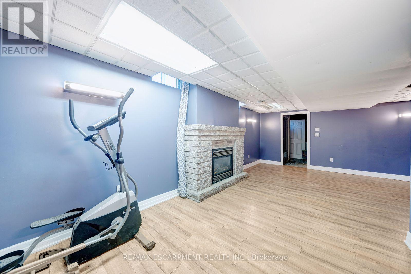 1944 APPLEWOOD AVENUE - Image 38