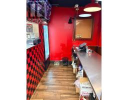 24a Dunpol Street W, Barrie, ON L4N1A4 Photo 9