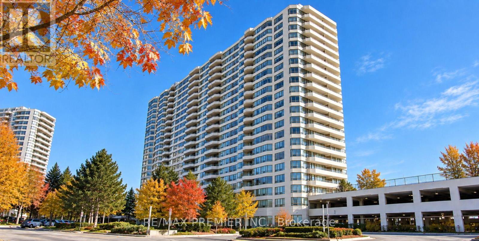 #1923 3 GREYSTONE WALK DRIVE - 1