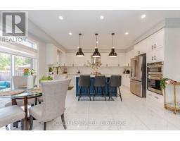 Kitchen - 264 Etheridge Avenue, Milton, ON L9E1H7 Photo 12