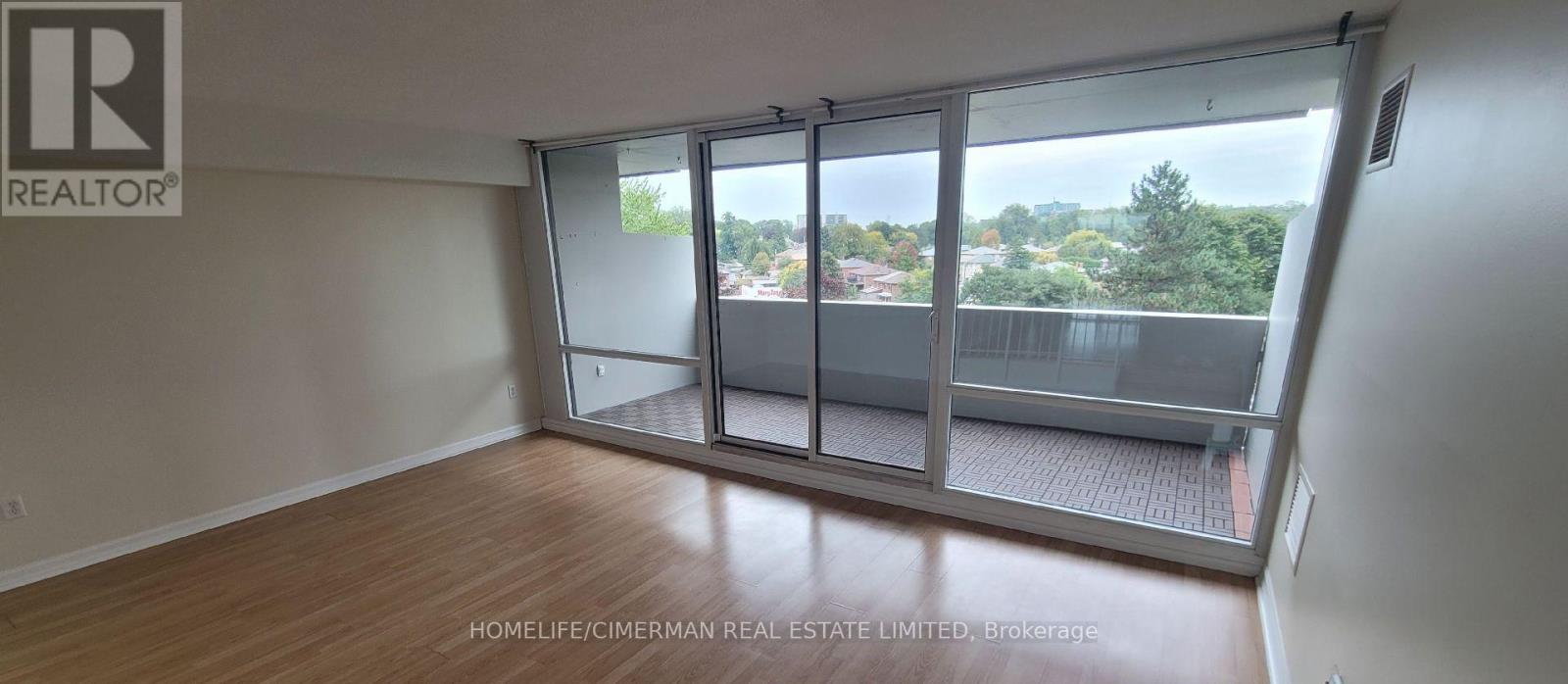 Photo of 260 Scarlett Road