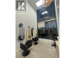 3d - 2083 Lakeshore Boulevard W, Toronto, ON M8V4G2 Photo 6