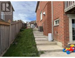 Bsmt - 18 Tysonville Circle, Brampton, ON L7A4B5 Photo 11