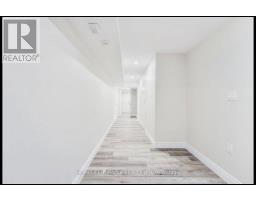 Bsmt - 18 Tysonville Circle, Brampton, ON L7A4B5 Photo 6