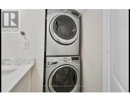 Bsmt - 18 Tysonville Circle, Brampton, ON L7A4B5 Photo 9