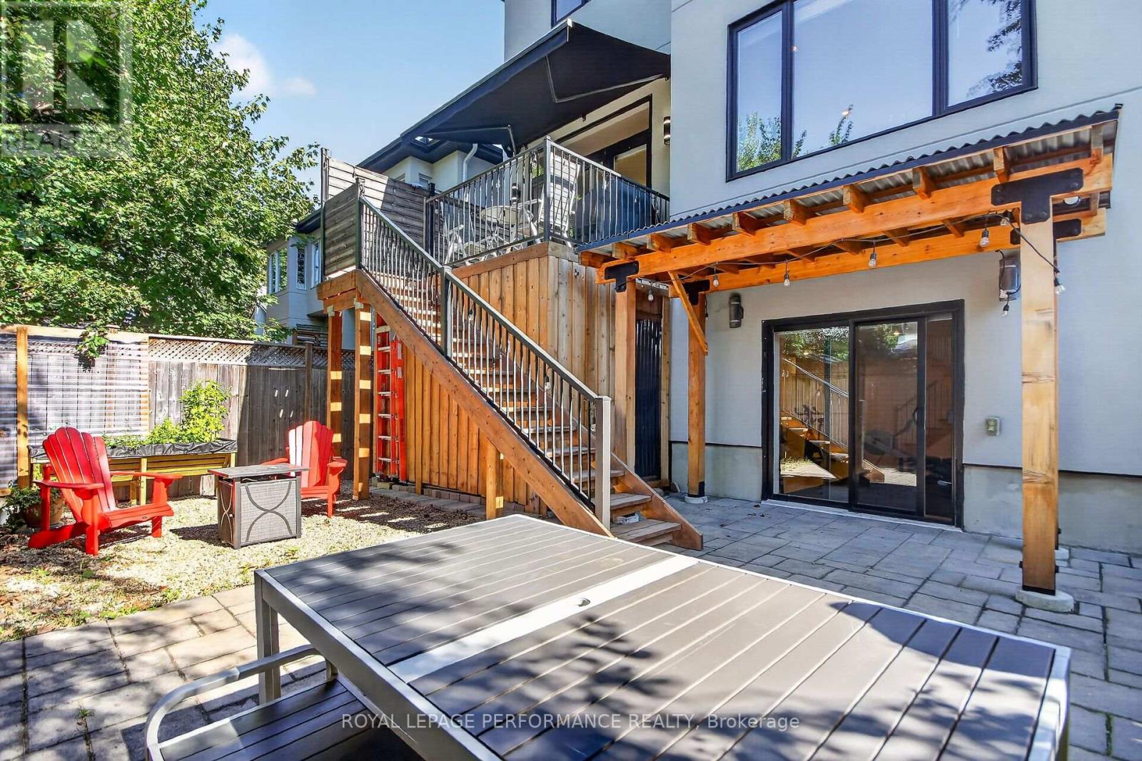 258 Carleton Avenue