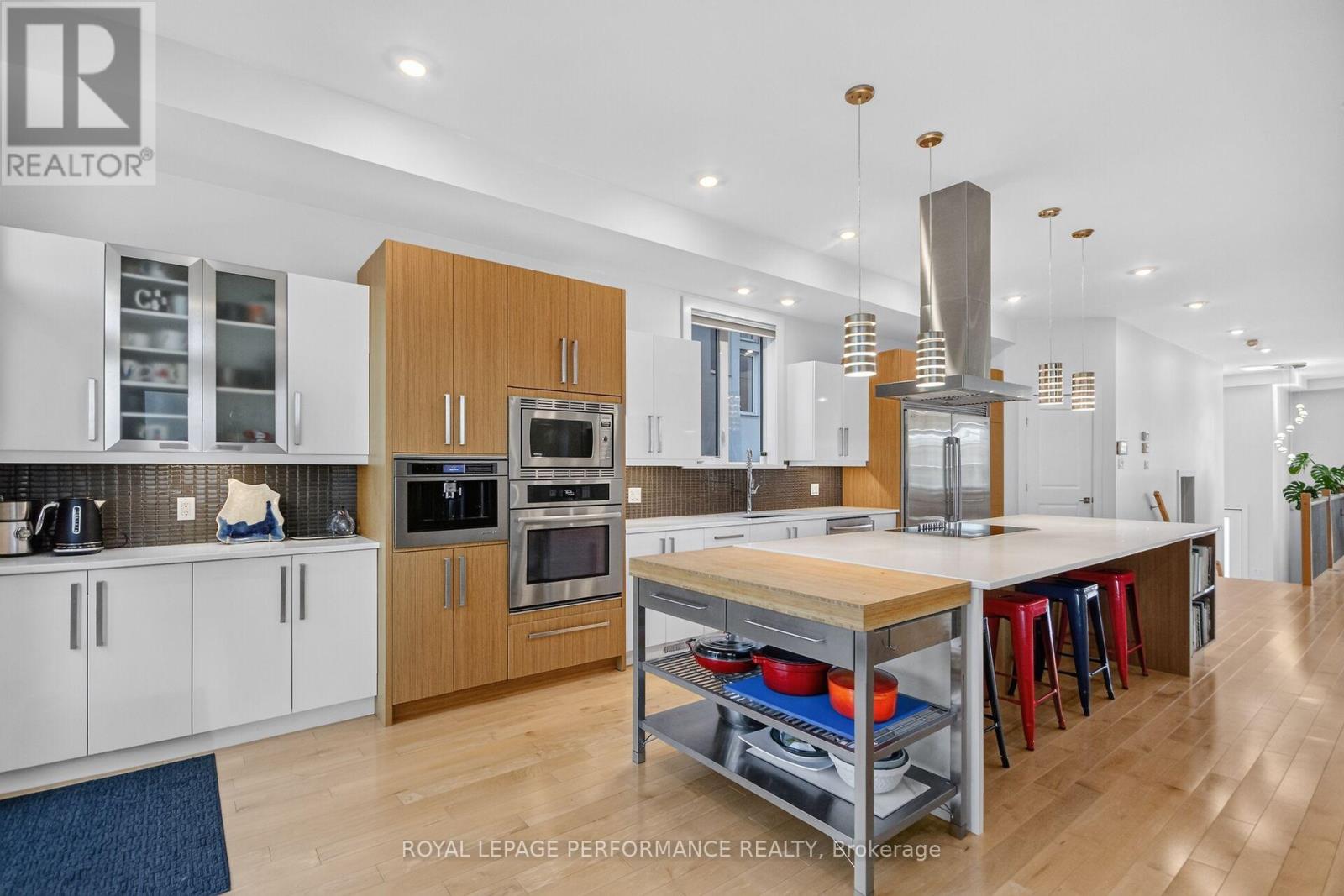 258 CARLETON AVENUE, Ottawa — photo 5