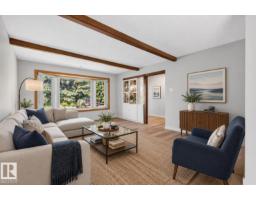 Sunroom - 8515 56 St Nw, Edmonton, AB T6B1H8 Photo 9