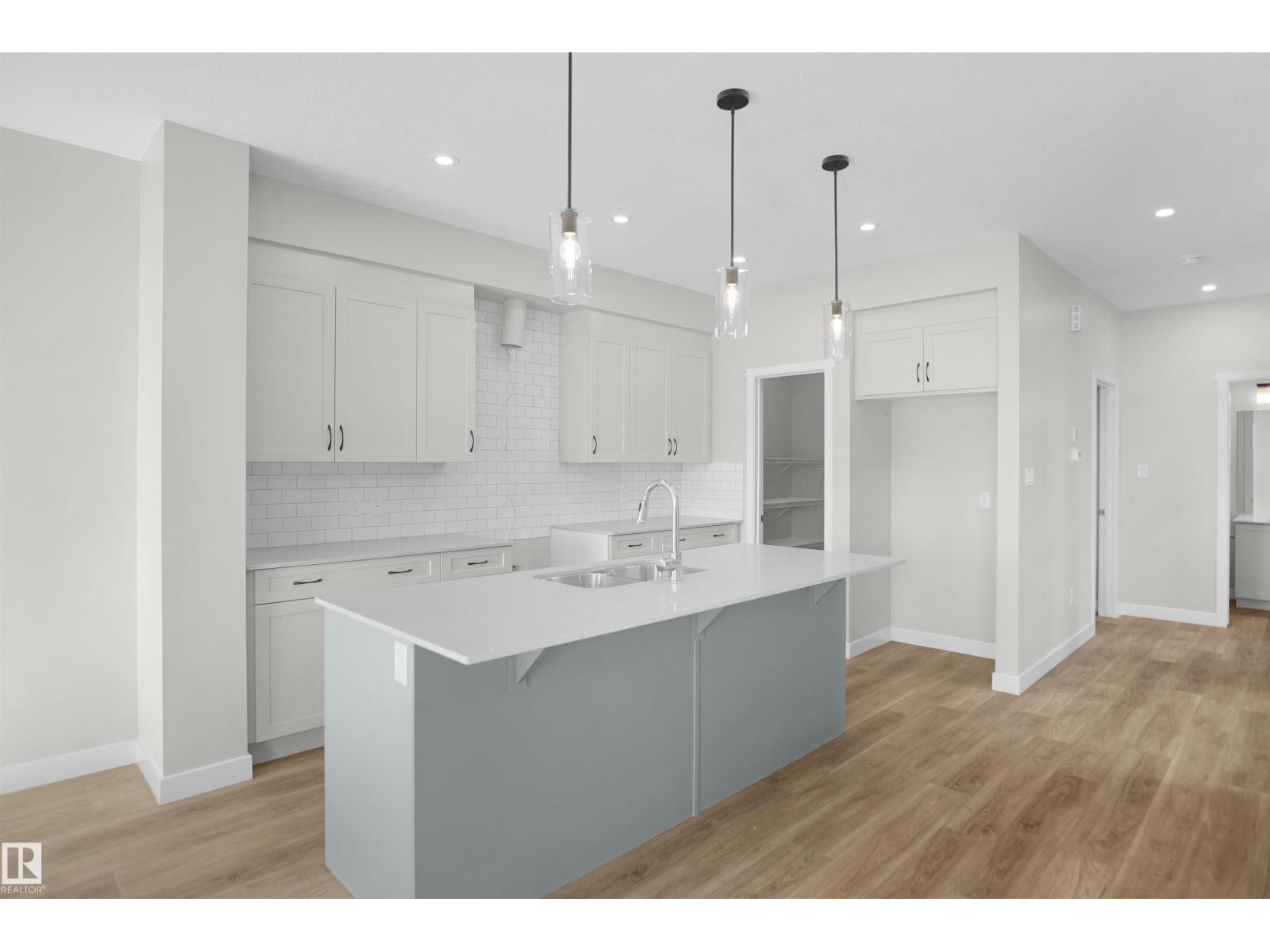 2204 194 ST NW - 13