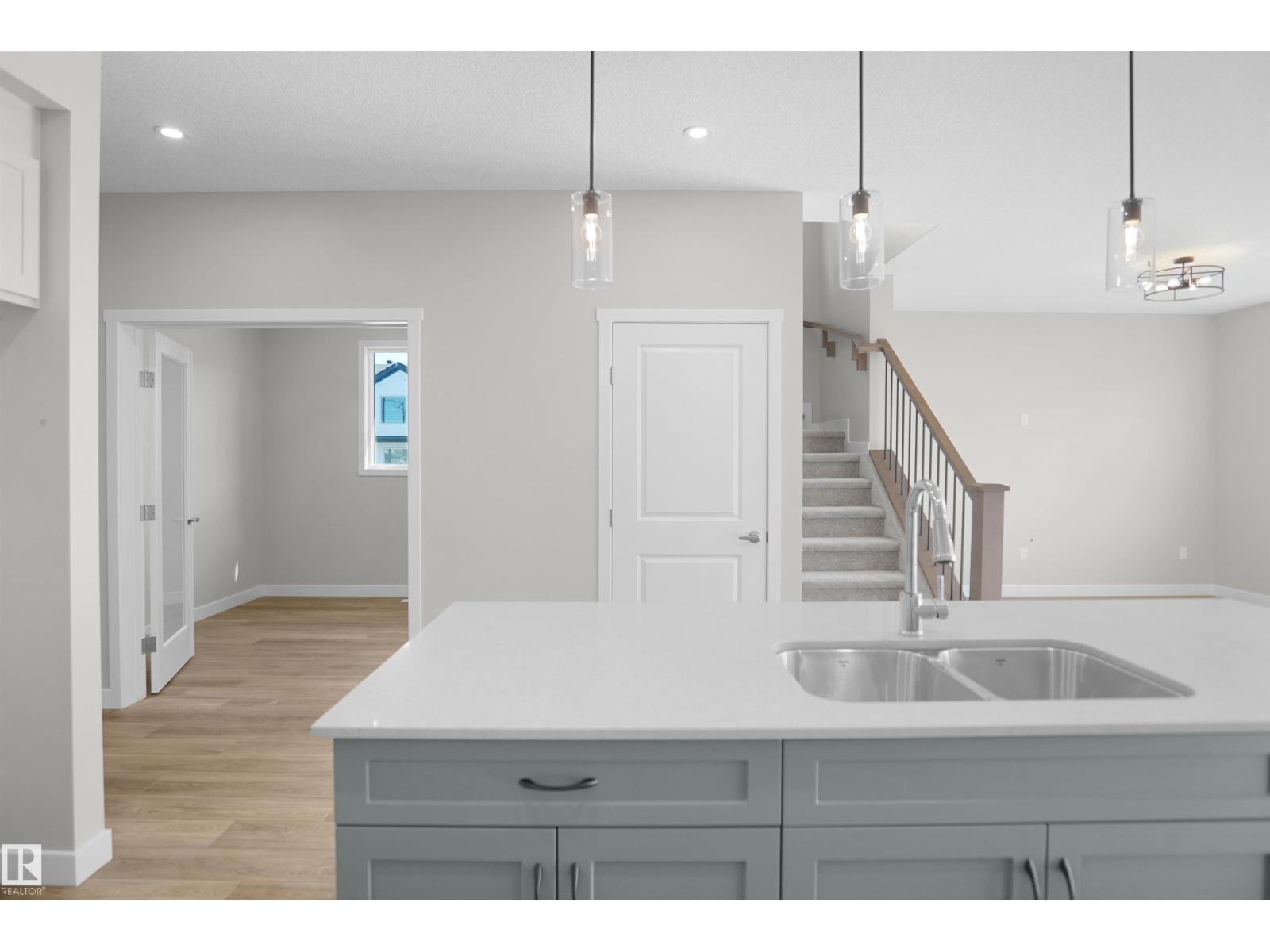 2204 194 ST NW - 15