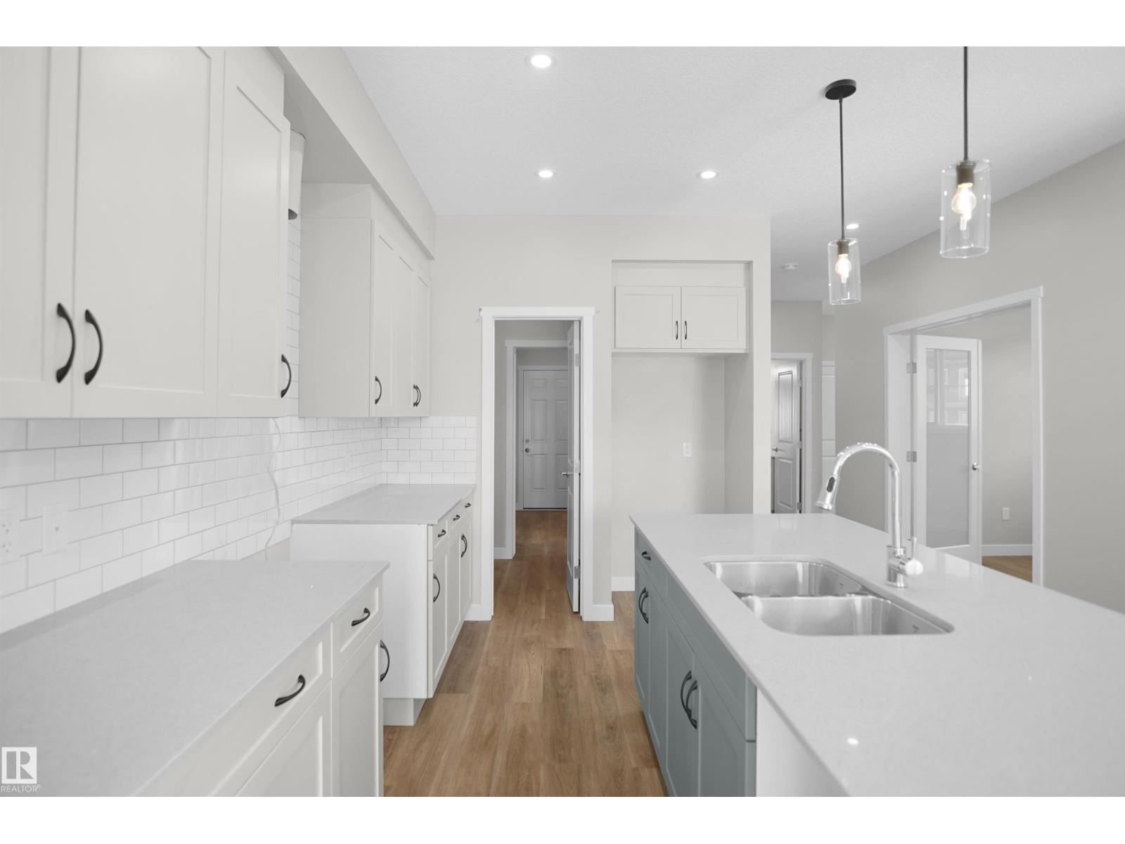 2204 194 ST NW - 14