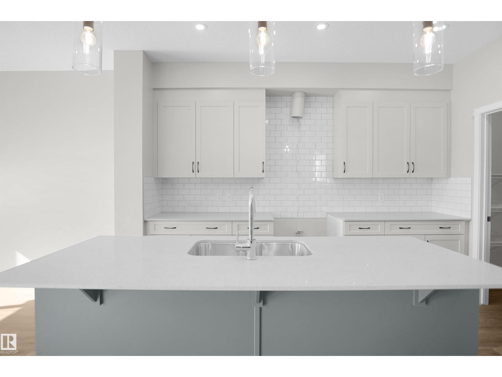 2204 194 ST NW - 12