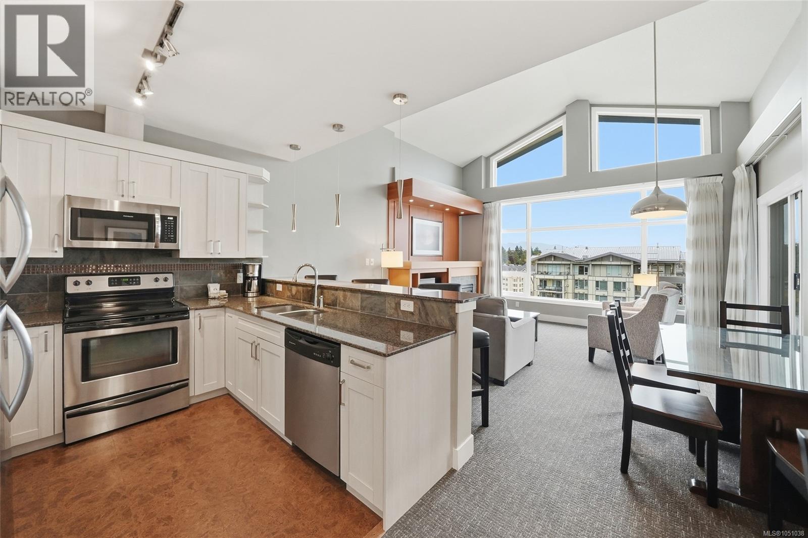 #903/904A 181 Beachside Dr - Image 17