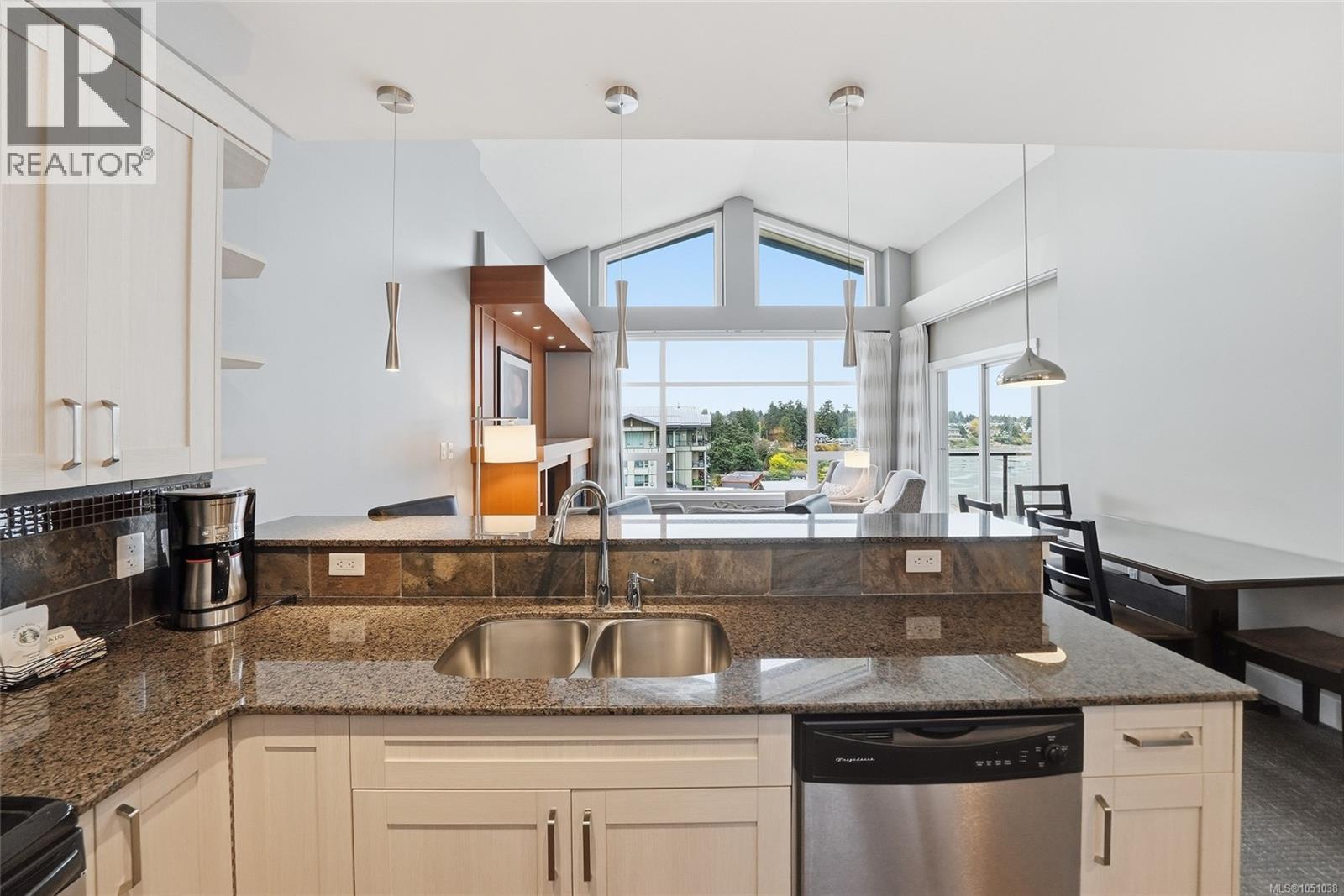 #903/904A 181 Beachside Dr - 19