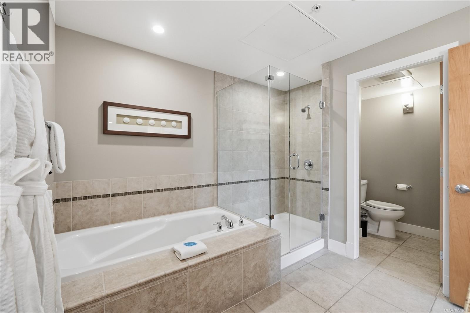 #903/904A 181 Beachside Dr - 30