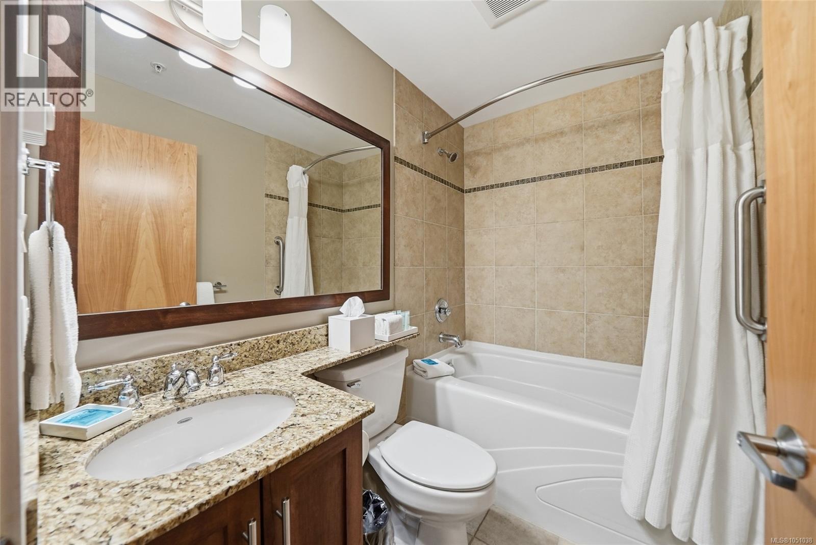 #903/904A 181 Beachside Dr - 52
